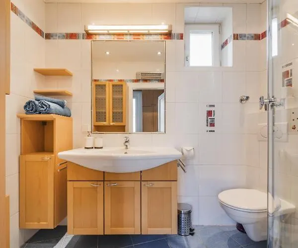 Apartment Feelhome-karmeliterviertel-6 Gaeste-wifi-smart Tv *