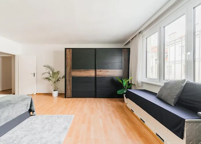 Feelhome-karmeliterviertel-6 Gaeste-wifi-smart Tv Apartment *